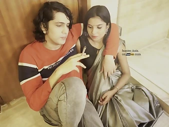 Observe cum-shot & hard-core act as Indian girlfriend and Bf get down and filthy on the floor