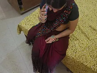 Alpana Bengalixxx gets a hot internal ejaculation from a hot Indian spouse in a clear Hindi chat
