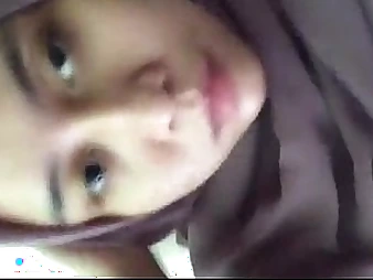 Insane Indonesian Jilbab Masturbates in hijab Solo