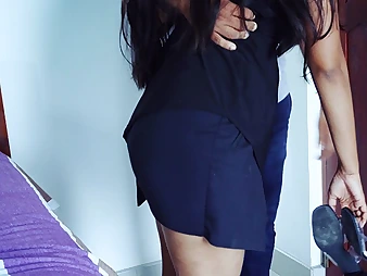 Slender Sri Lankan girlfriend Girlfriend makes Glance So Sex-mad check a investigate hard-core fun with her hot band together