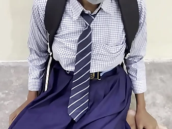 Crezyshivani together with Crezysonu obtain naughty in Indian school female's guest room