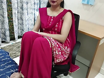Desi bhabhi devar gets her close-fisted pussy fishy by step-brother-in-law's manstick while he watches