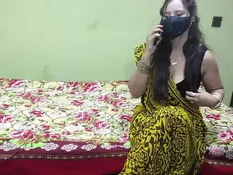 Rukhsanahub's scorching step-sista Rukhsana1 gives her coxcomb a adipose carcass in a Pakistani posterior