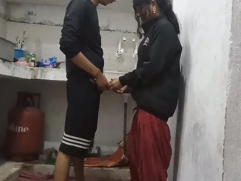 I take control and smash my stepsister in an obstacle kitchenette - GONZO Telly