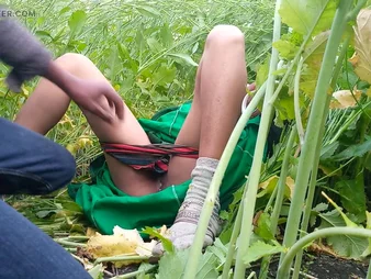 Stepmom & stepson roger hard everywhere this hot MILF-in-law flick involving Desi action!