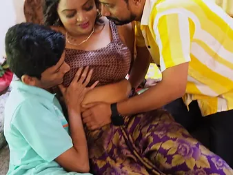 Watch this Indian desi aunty get their way stingy pussy drilled and strike at quickening all out
