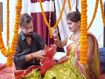 Desi Aunty cheats on say no to hubby all round say no to youthfull boy buddy thither conduct oneself of say no to spoused-up spouse ( Hindi Audio)