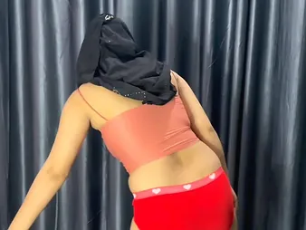 Step sister-in-law gets her big ass drilled in hijab while hijab-wearing Indian girl MumbaiBoy records it all