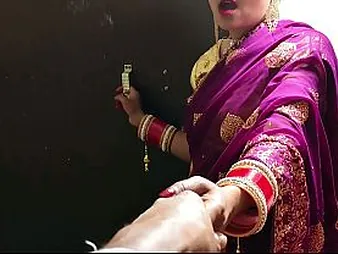 Cauple95 hooks close by with reference to her Indian husband for a hot added to moistness step-sibling session