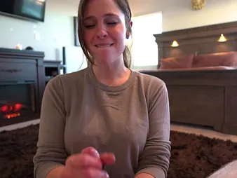 Scarlett Gushes - The Hoggish Stepson Gets What He Wants with Big Bed basically & Curvy Wifey