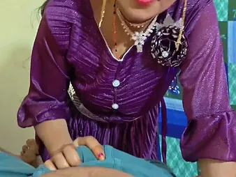 Cauple95's first time anal near a catch bedroom: exploitatory talk, close-ups, and a hot desi beauty
